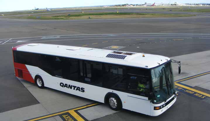 QANTAS airside PMCA Apollo