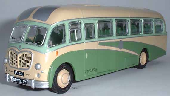 18713 Bedford SB Super Vega GREENSLADES.