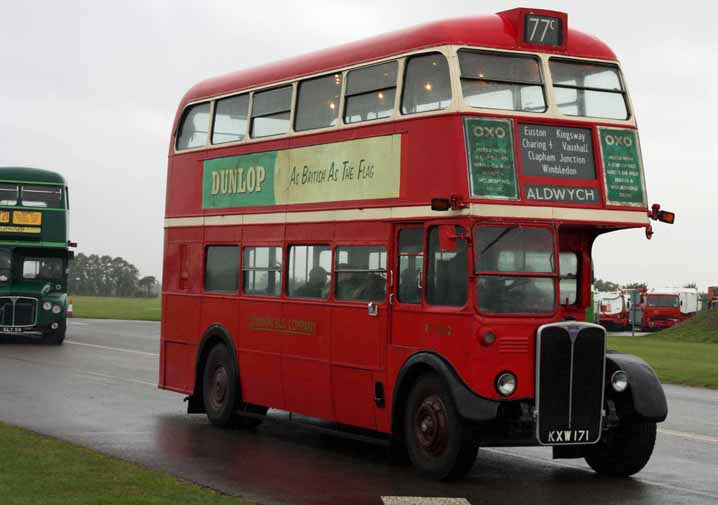 London Transport Saunders RT3062