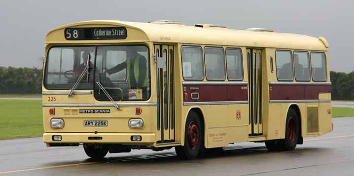 Leicester City Transport Metro-Scania 225