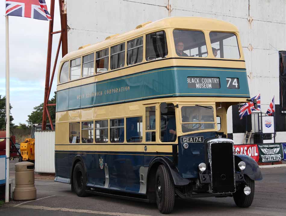 West Bromwich Daimler CVG6 Weymann 174