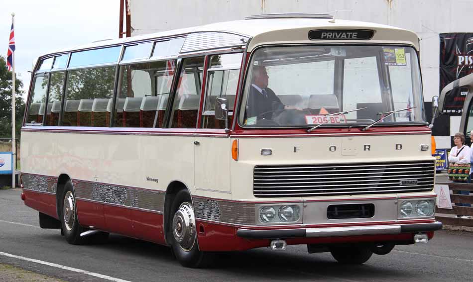 Sharpes Ford R192 Duple Viceroy