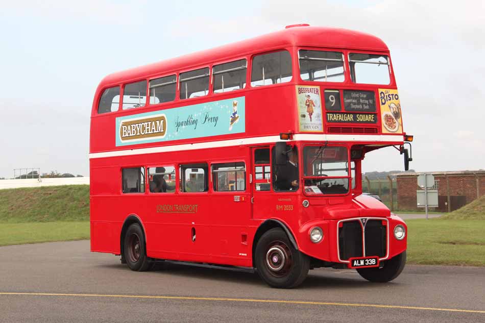 London Transport AEC Routemaster RM2033