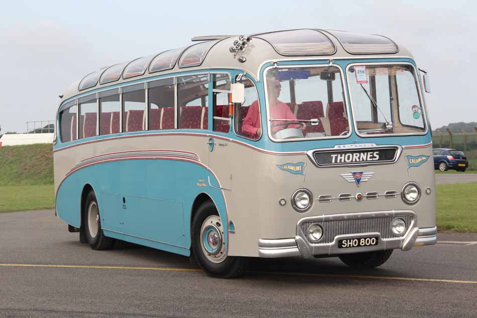 Thornes AEC Reliance Duple Britannia SHO800