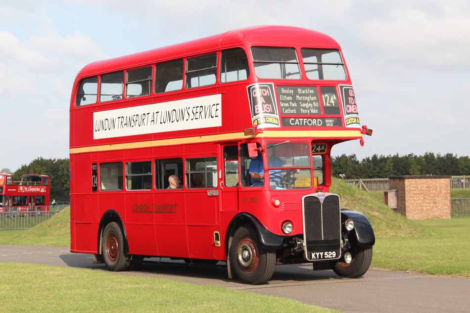 London Transport AEC Regent 3RT Park Royal RT1702