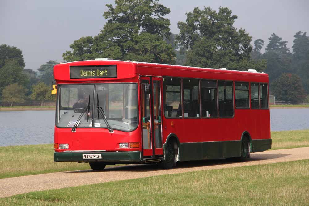 Limebourne Dennis Dart SLF Caetano V437KGF