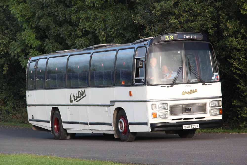 Western SMT Leyland Tiger Plaxton 25728