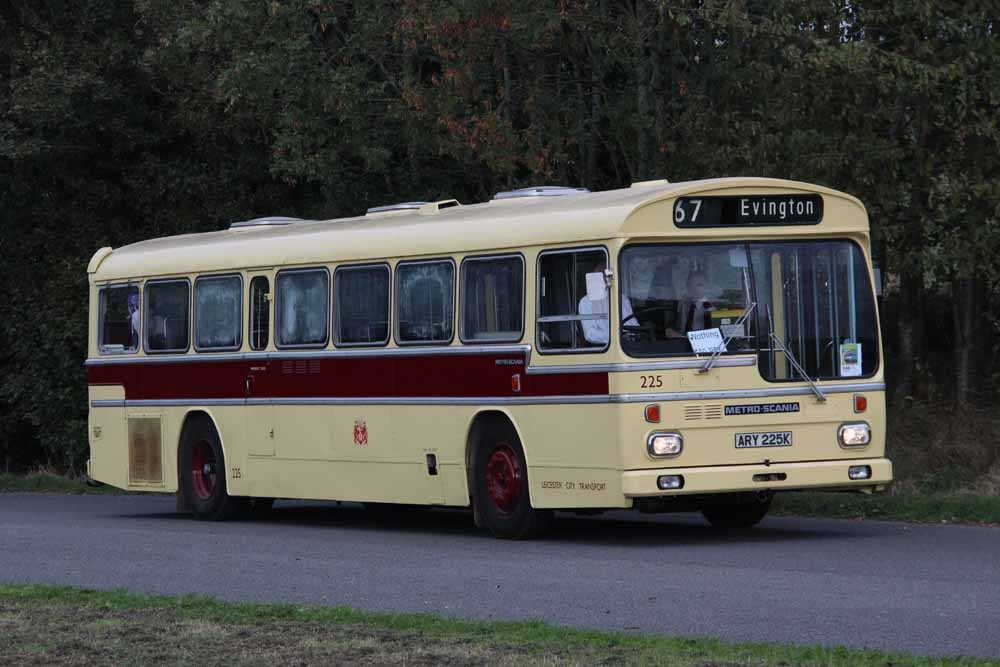 Leicester Metro-Scania 225