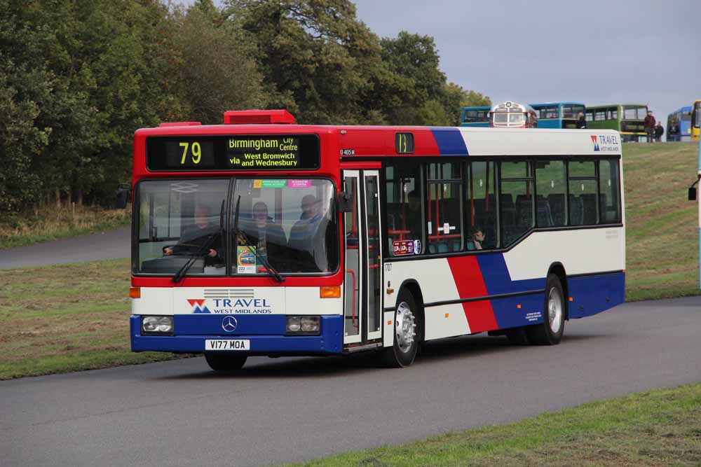 Travel West Midlands Mercedes O405N 1707