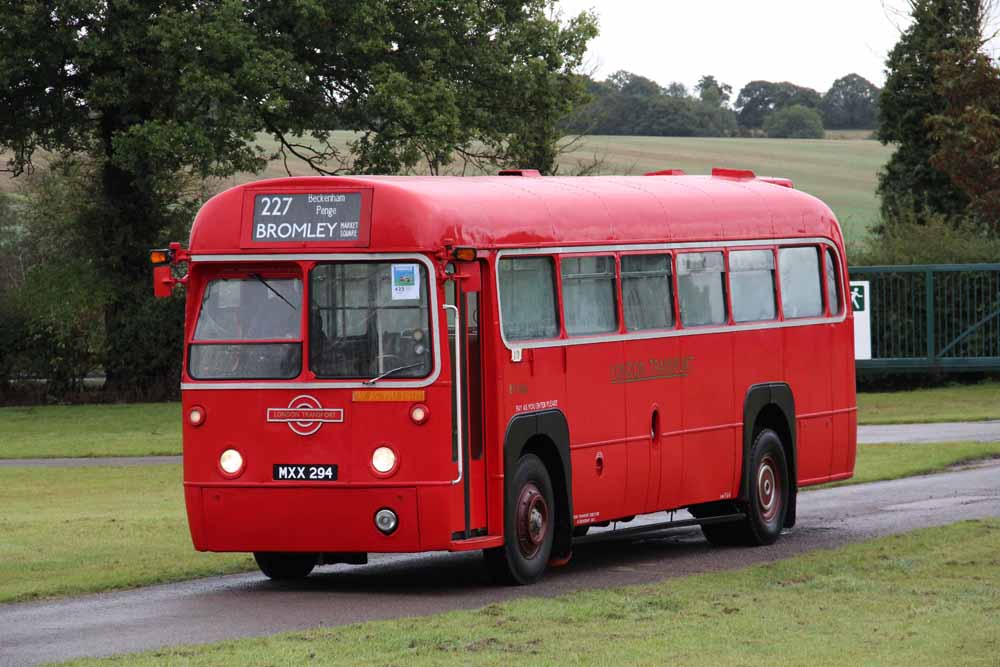 London Transport AEC Regal IV MCW RF406