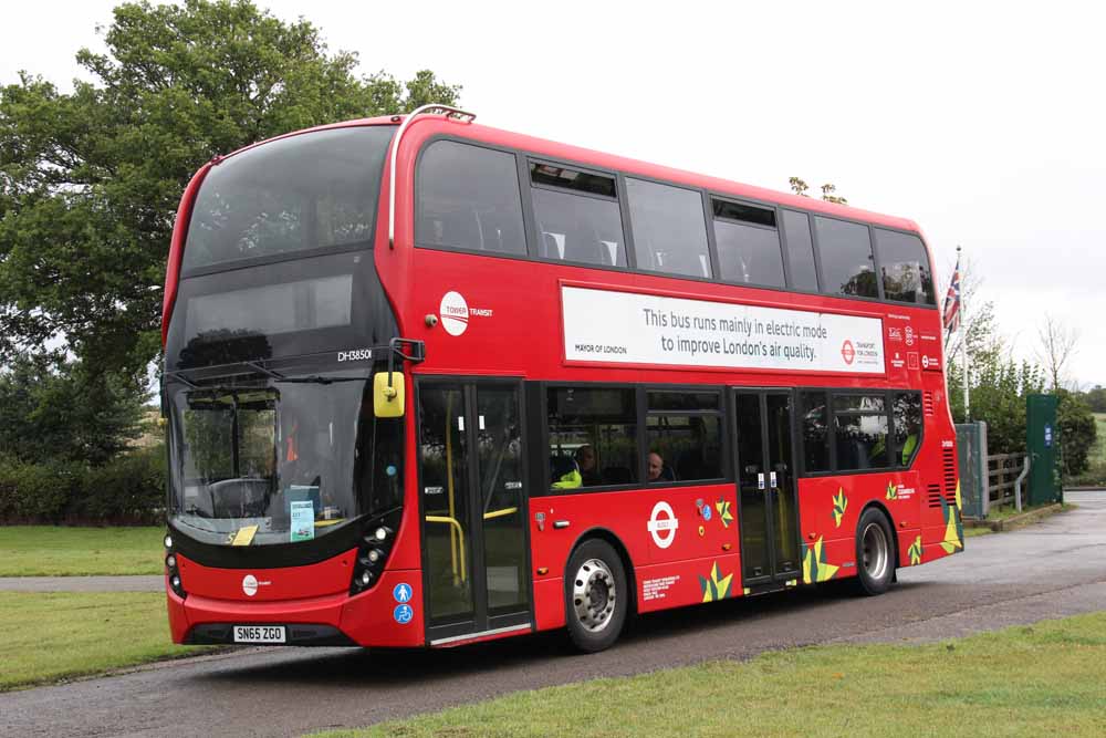 Tower Transit Alexander Dennis Enviro400HMMC DH38501