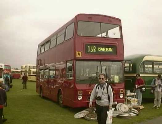 Cedar Coaches MCW Metrobus A201OKJ