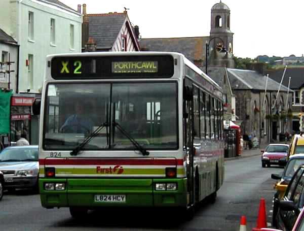 First Cymru Dennis Lance 824