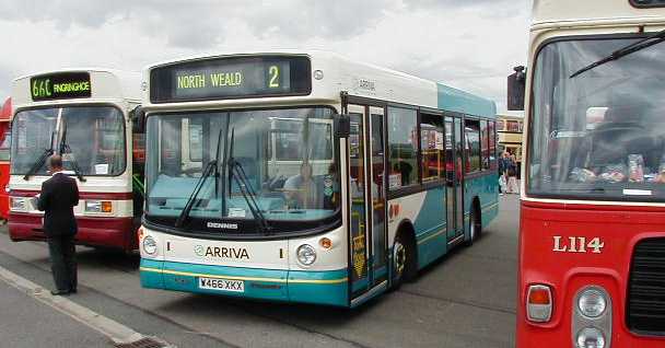 Dennis Dart SLF W466XKX