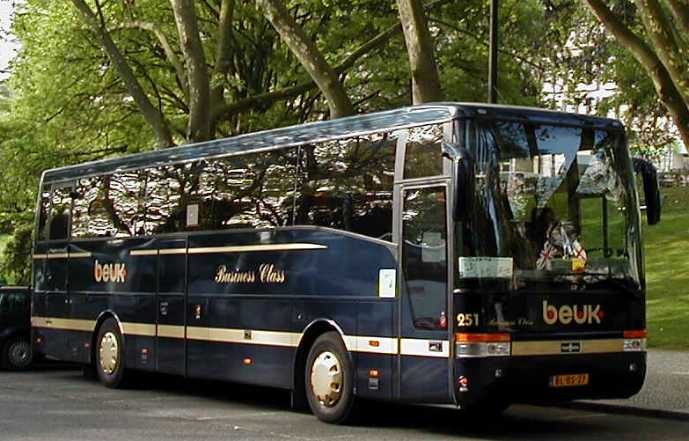 Beuk Van Hool 251