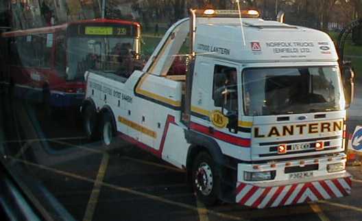 Metroline Dennis Dart SLF Marshall on tow