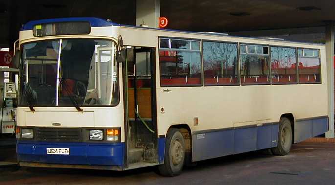 Red Rose Dennis Javelin J124FUF