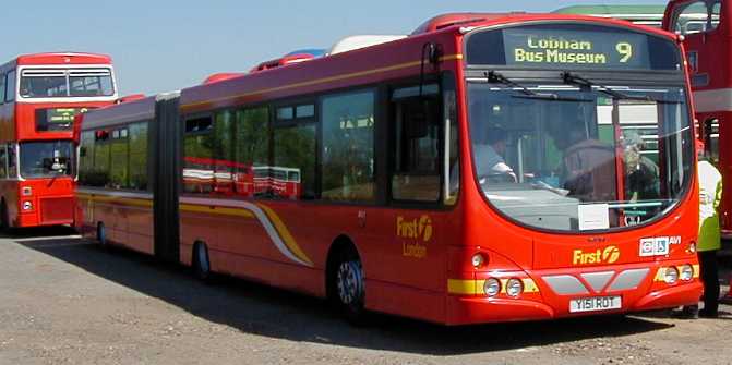 First Volvo B7LA Wright bendibus AV1