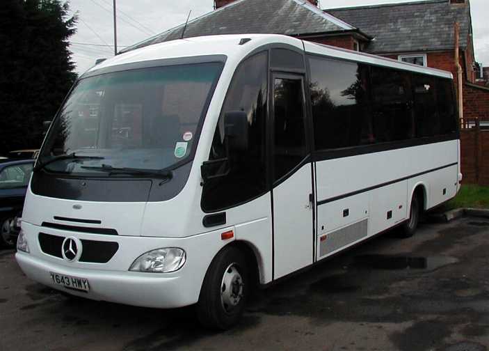 Moseley demonstrator Mercedes 815D Sitcar Beluga Y643HWY