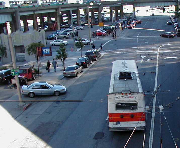 San Francisco MUNI Flyer trolley 5157