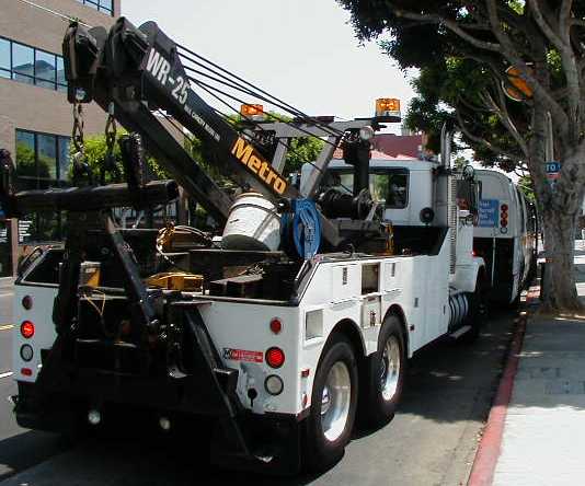 Metro Bus breakdown truck