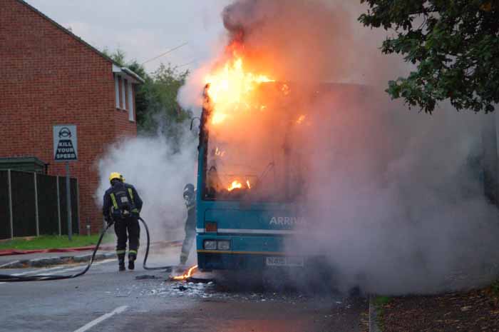 Arriva the Shires Volvo B10B / Plaxton Verde 3855