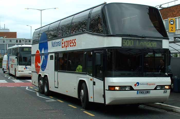 Trathens NATIONAL EXPRESS Neoplan Skyliner 521