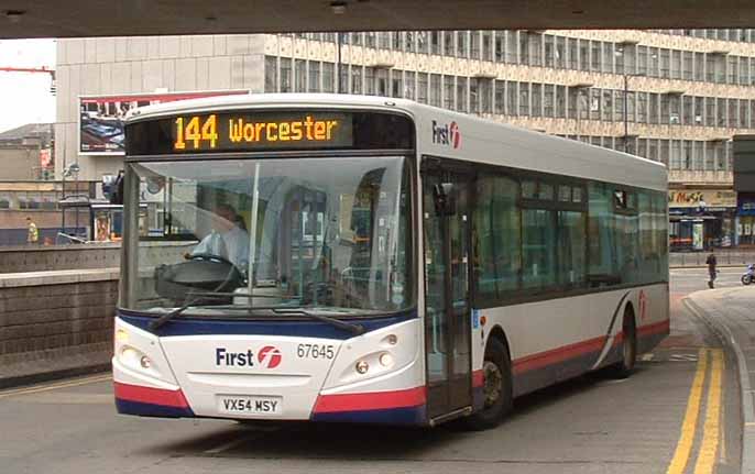 First Midland Red Alexander Dennis Enviro300 67645