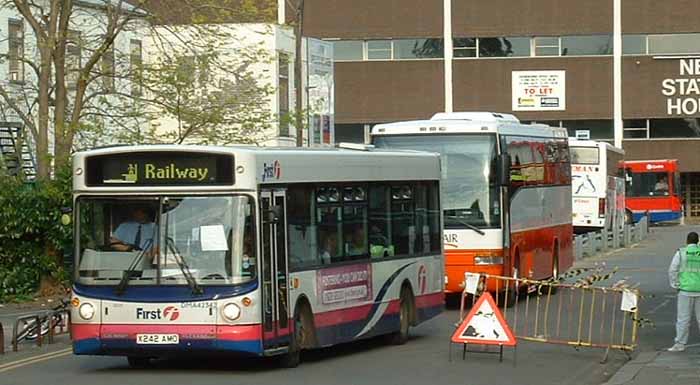 First Beeline Alexander ALX200 Dennis Dart SLF DMA42342