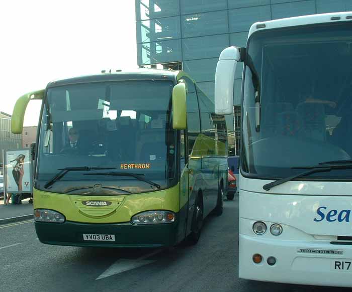 Scania K114IB Irizar Century First Berkshire Green Line