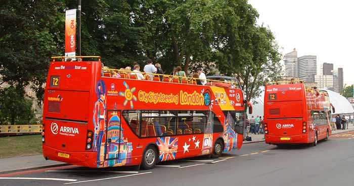 Arriva London City Sightseeing Volvo B7L Ayats VLY610 & VLY607