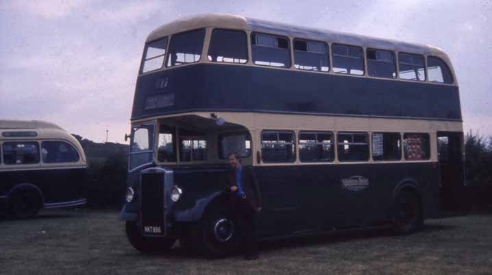 Maidstone & District Leyland Titan PD2 DH400