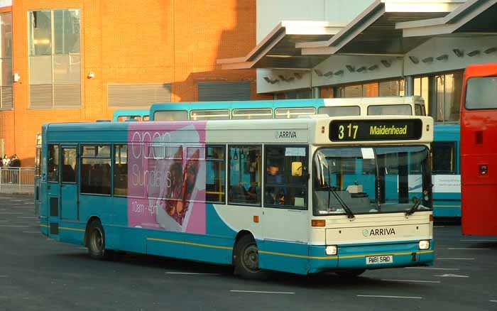 Arriva the Shires Dennis Dart SLF Plaxton 3181