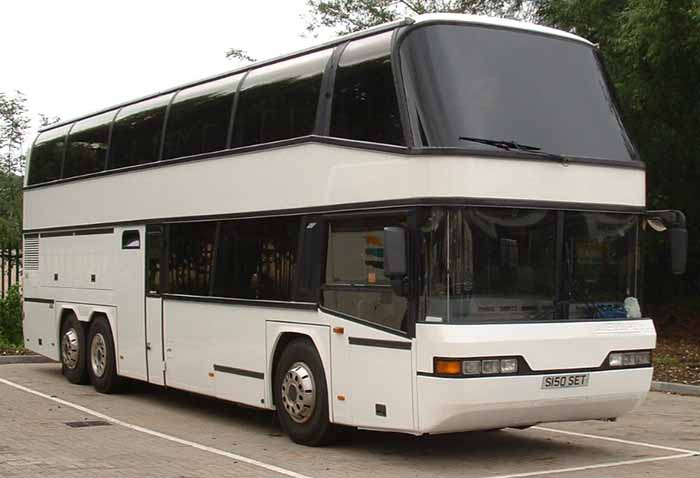 Motts Travel Neoplan Skyliner S150SET