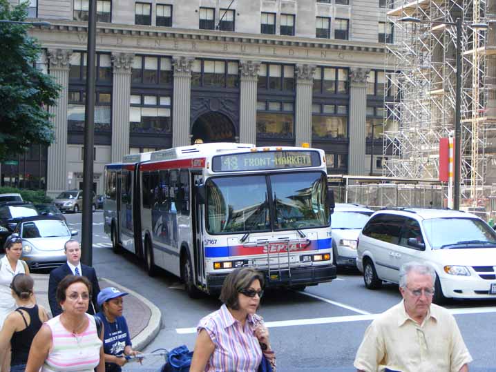 SEPTA Neoplan AN460OQ artic 7167