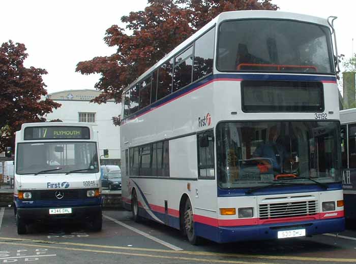 Western National Mercedes 811D