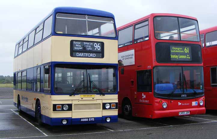 Bexleybus Leyland Titan T888