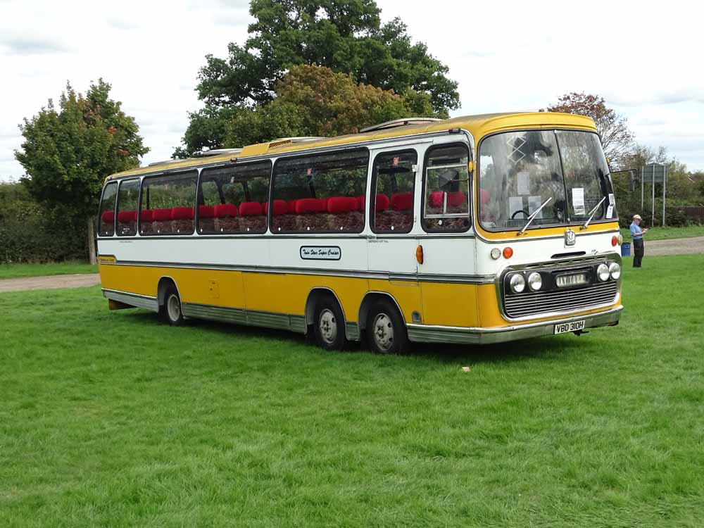 BarkerBus Bedford VAL70 Plaxton VBD310H