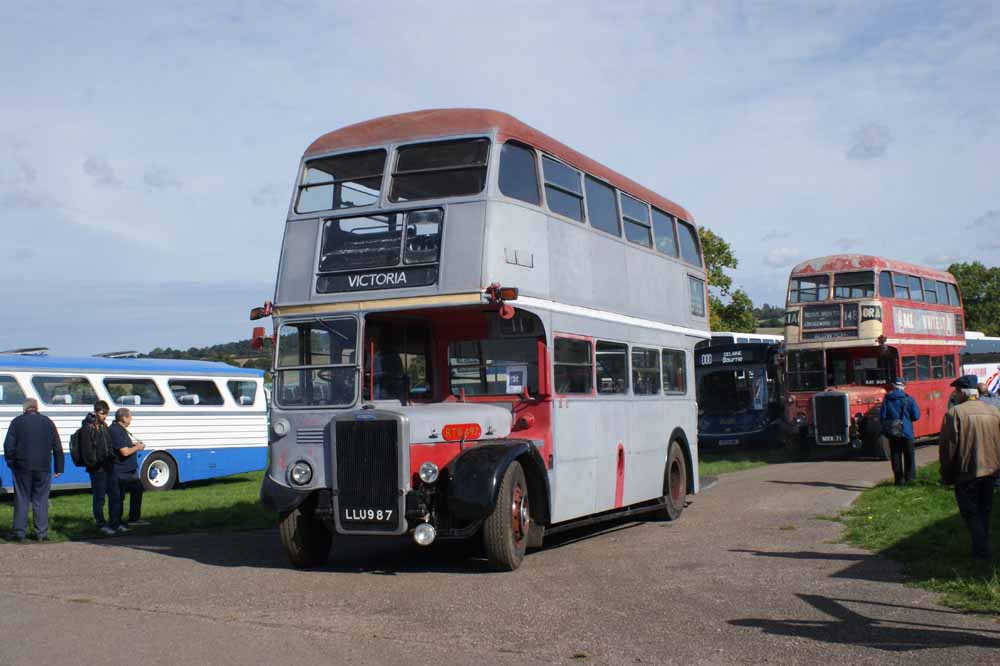 London Transport Leyland Titan PD2 6RT RTW497