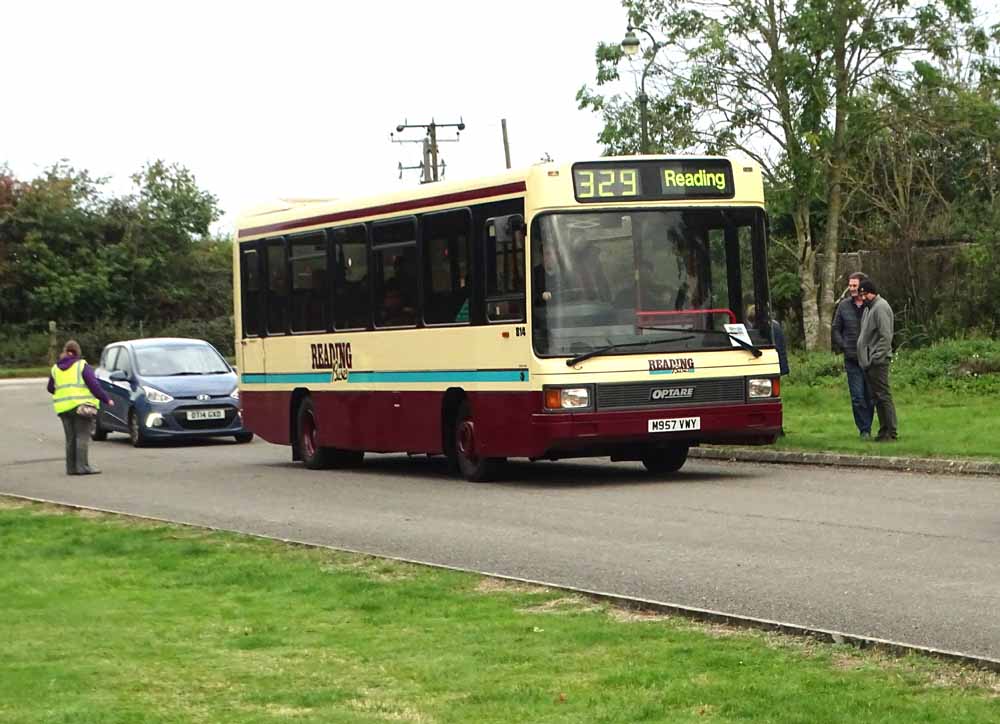 Reading Buses MAN 11-190 Optare Vecta 814