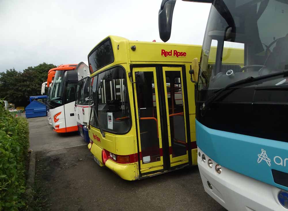 Red Rose Dennis Dart SLF East Lancs Spryte Y358LCK