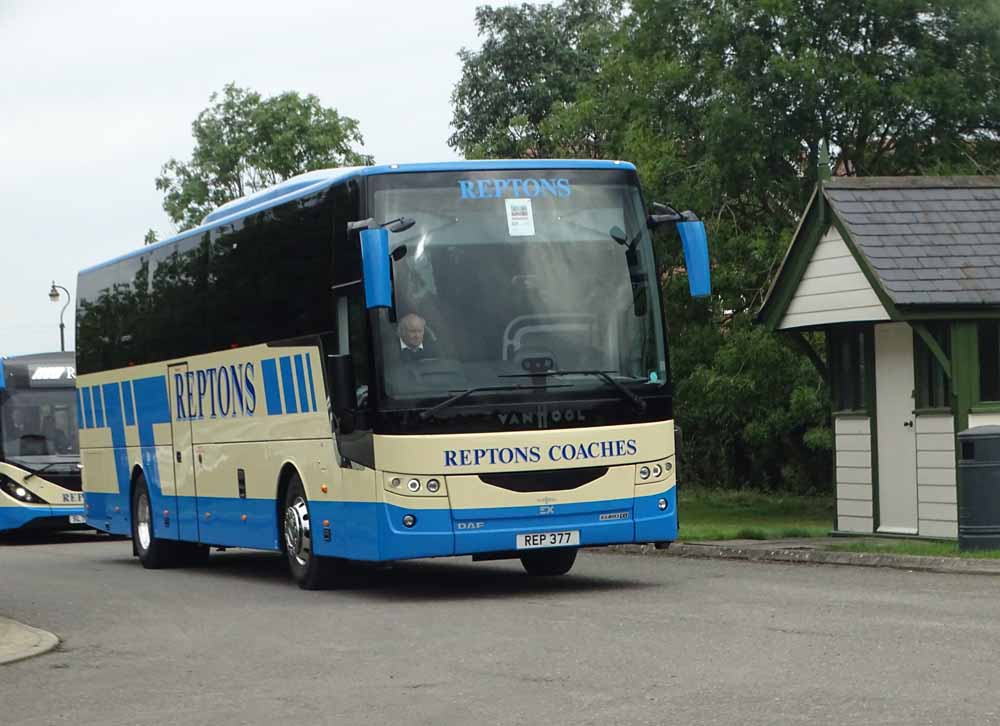 Reptons Van Hool EX15 REP377