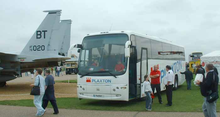 SHOWBUS stalls