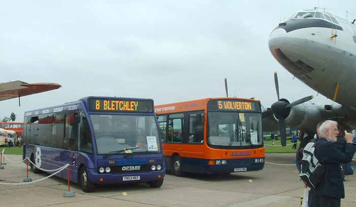 MK Metro Optare Solo 28 & VDL SB120 Wright 61