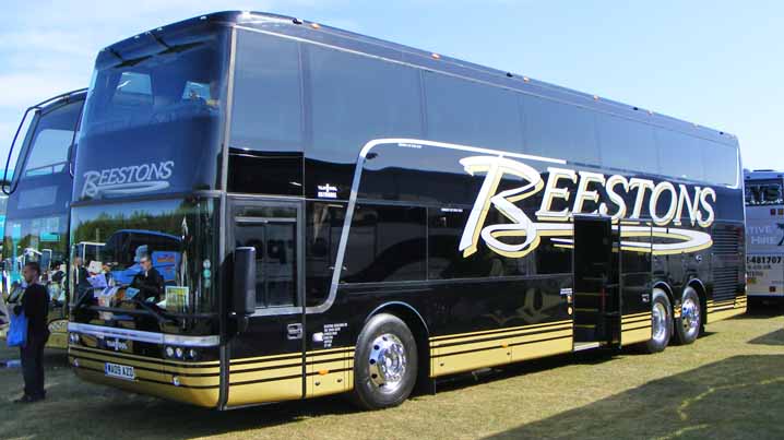 Beestons Van Hool Astrobel WA09AZD