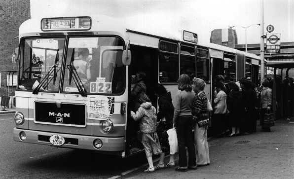 Hillingdon Show Shuttle bus MAN SG192R 684-Z-7766