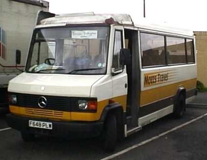 Motts Travel Mercedes 609D Reebur F648PLW