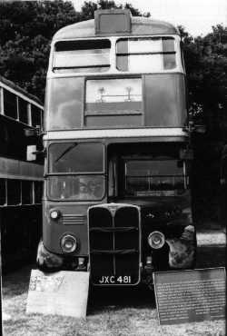 London Transport AEC Regent 3RT Park Royal RT1173 JXC481