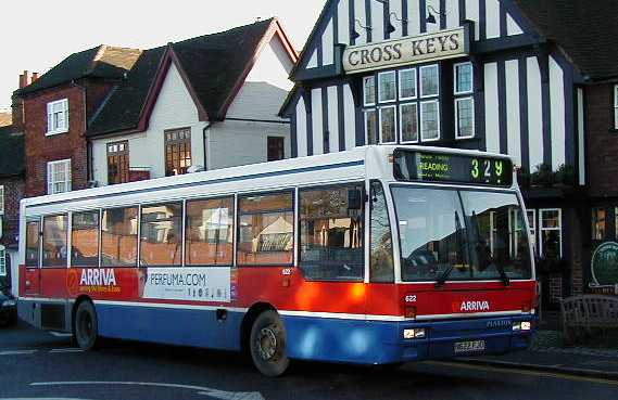 Wycombe Bus Company Volvo B10B Plaxton Verde N622FJO