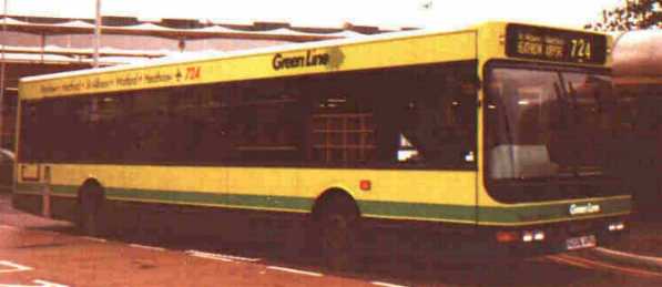 Green Line DAF SB220/Plaxton R206VPU